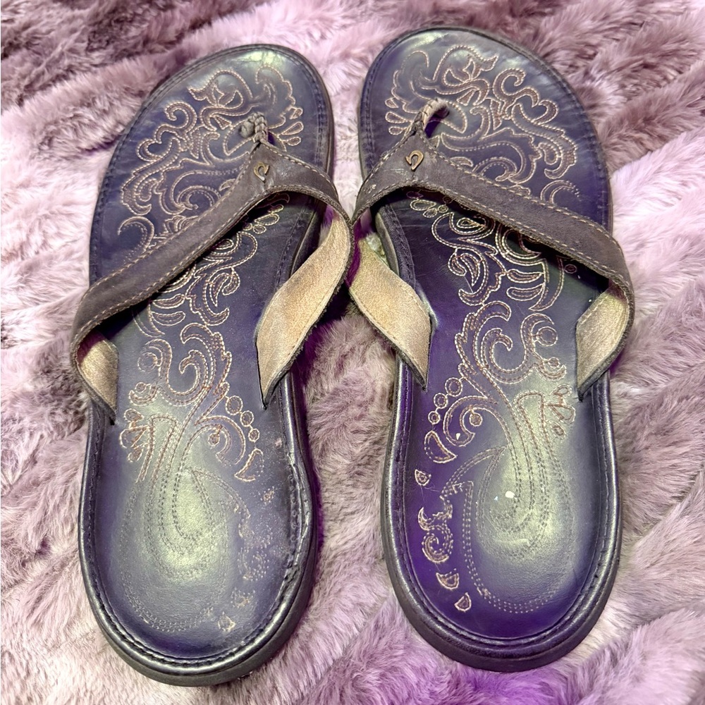 Women’s Embroidered Black Sandals